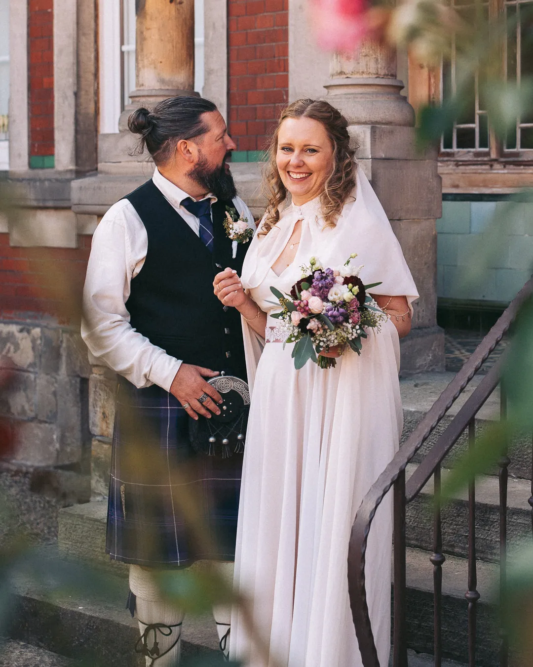 hochzeitsfotograf-wolfsburg-hochzeitsfeier-farminn-wittingen-26 Hochzeitsreportage der Hochzeitsfeier im FarmInn Kakerbeck