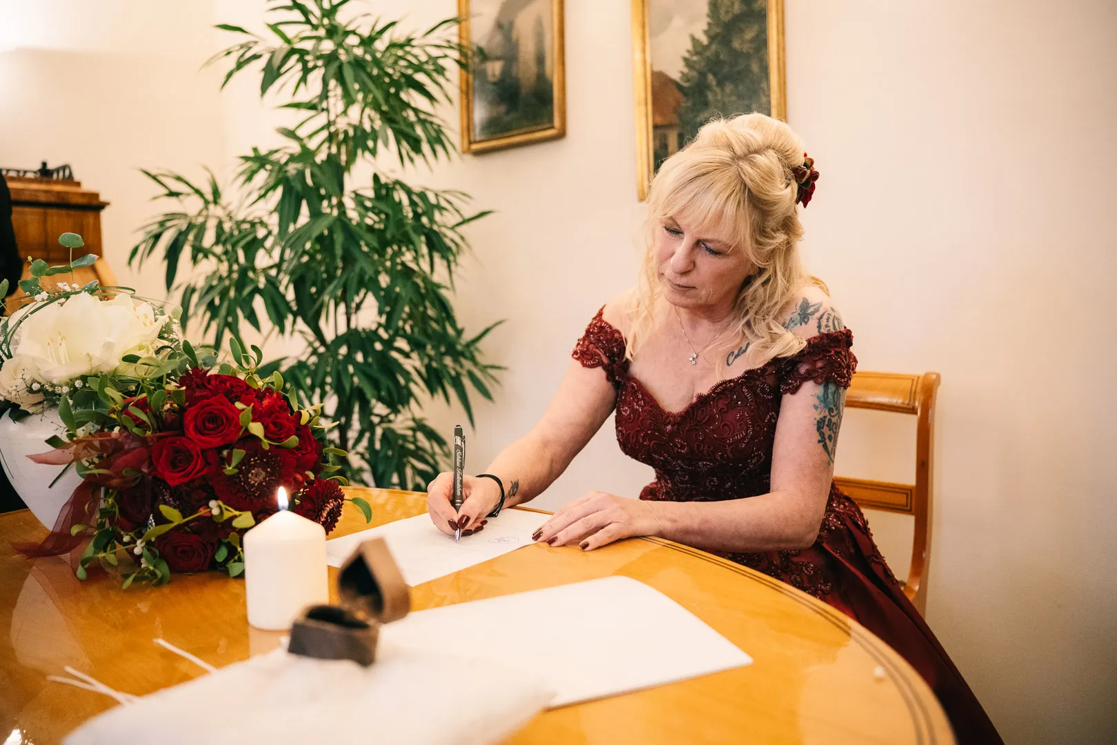 hochzeitsfotograf-wolfsburg-trauung-im-schloss-fallersleben-146 Hochzeitsreportage im Standesamt Schloss Fallersleben