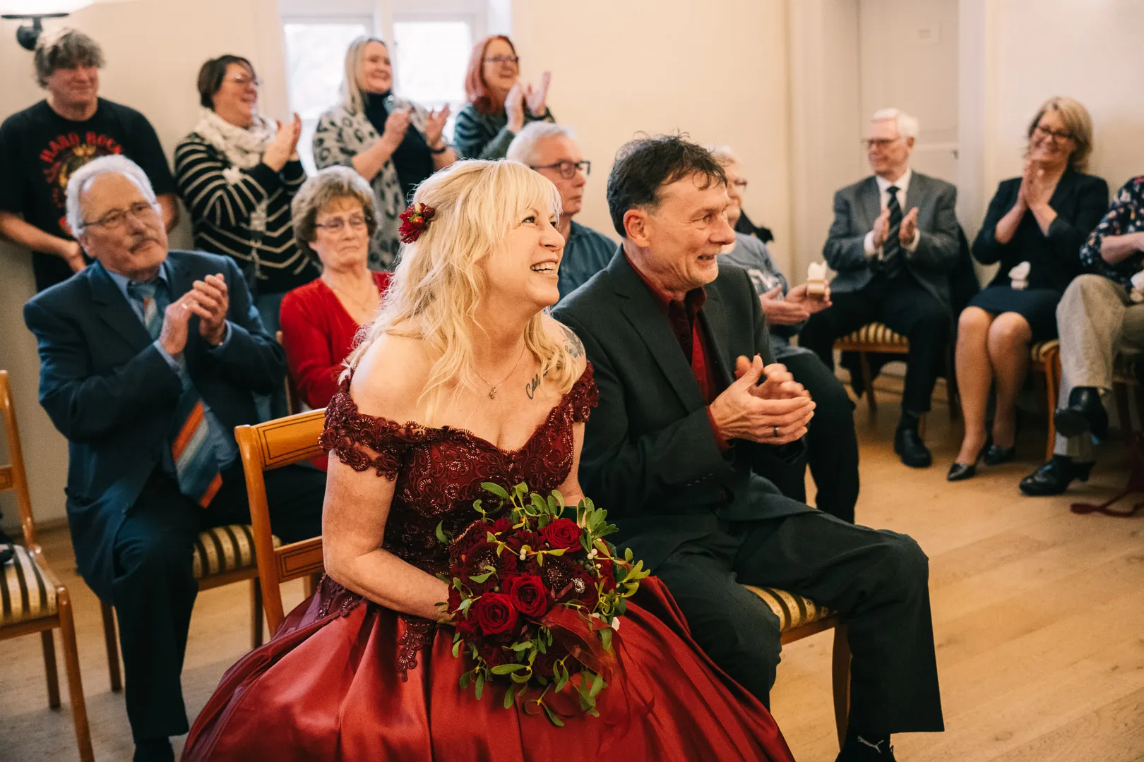 hochzeitsfotograf-wolfsburg-trauung-im-schloss-fallersleben-166 Hochzeitsreportage im Standesamt Schloss Fallersleben