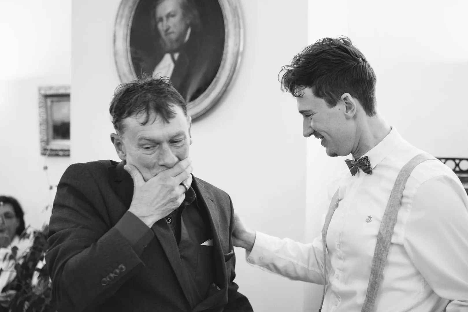 hochzeitsfotograf-wolfsburg-trauung-im-schloss-fallersleben-171 Hochzeitsreportage im Standesamt Schloss Fallersleben