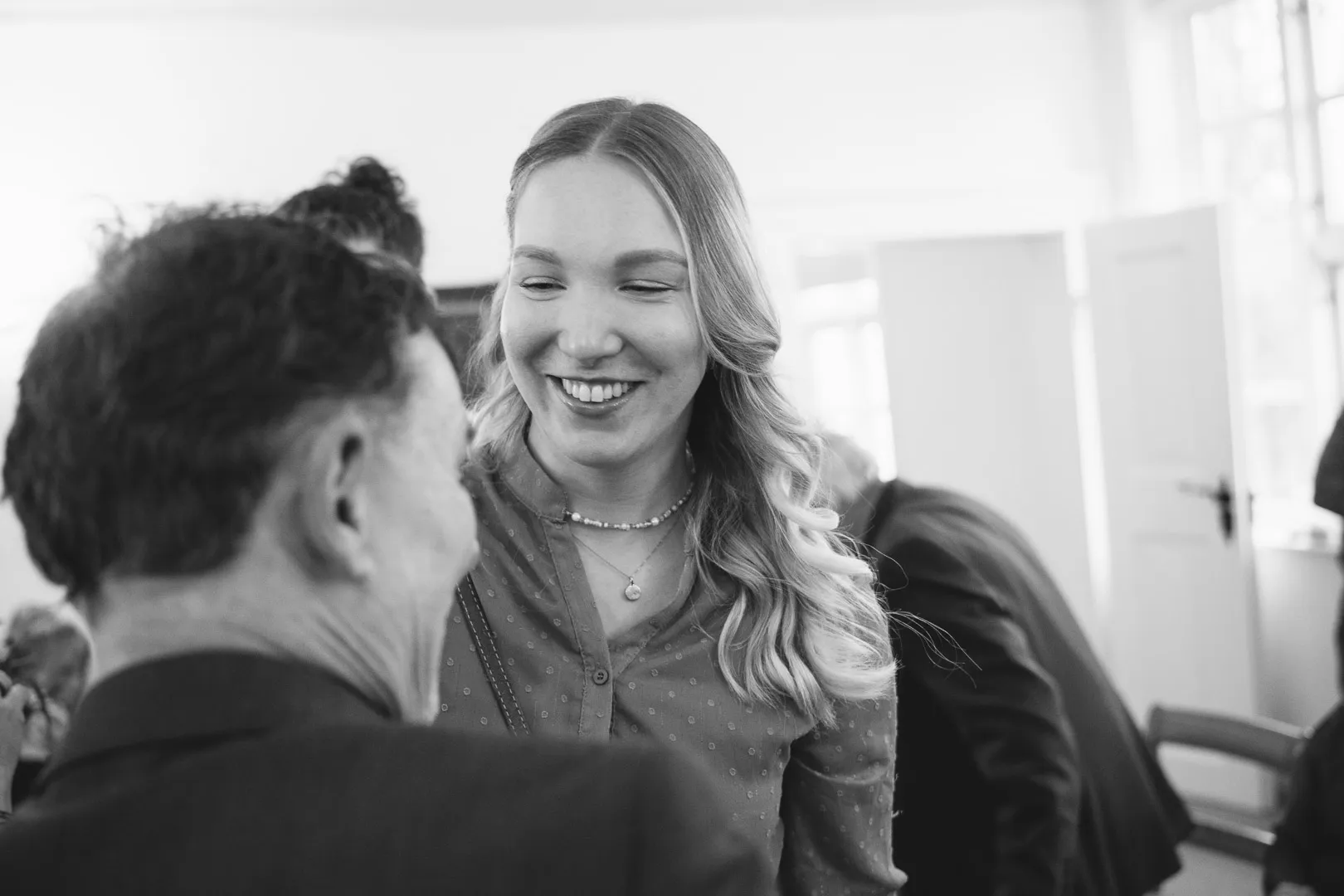 hochzeitsfotograf-wolfsburg-trauung-im-schloss-fallersleben-179 Hochzeitsreportage im Standesamt Schloss Fallersleben